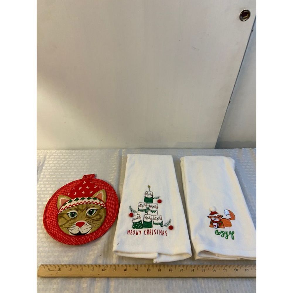 Merry bright cat Christmas handle towels bonus lot‎